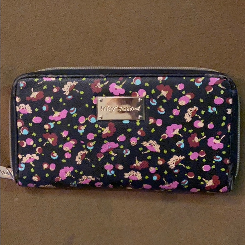 Betsy Johnson wallet